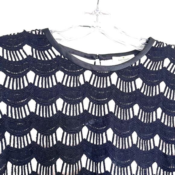 Kate Spade black cream scallop lace top size 4 - Picture 8 of 11